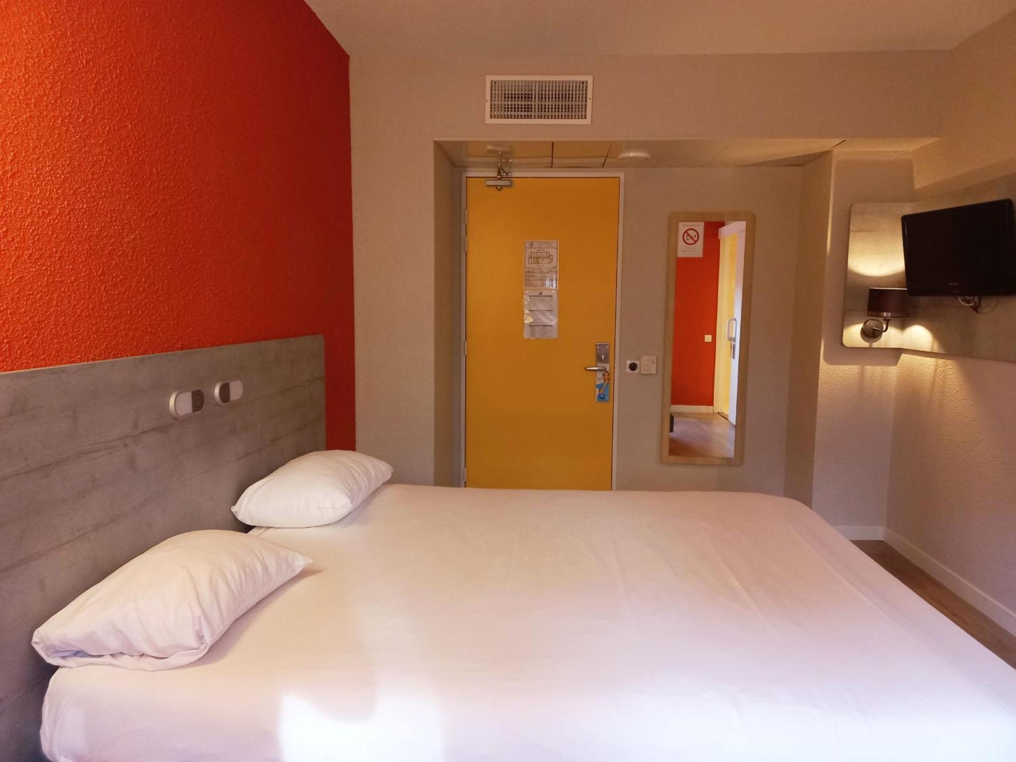 Ibis Budget Saint-Brieuc Yffiniac Esterno foto