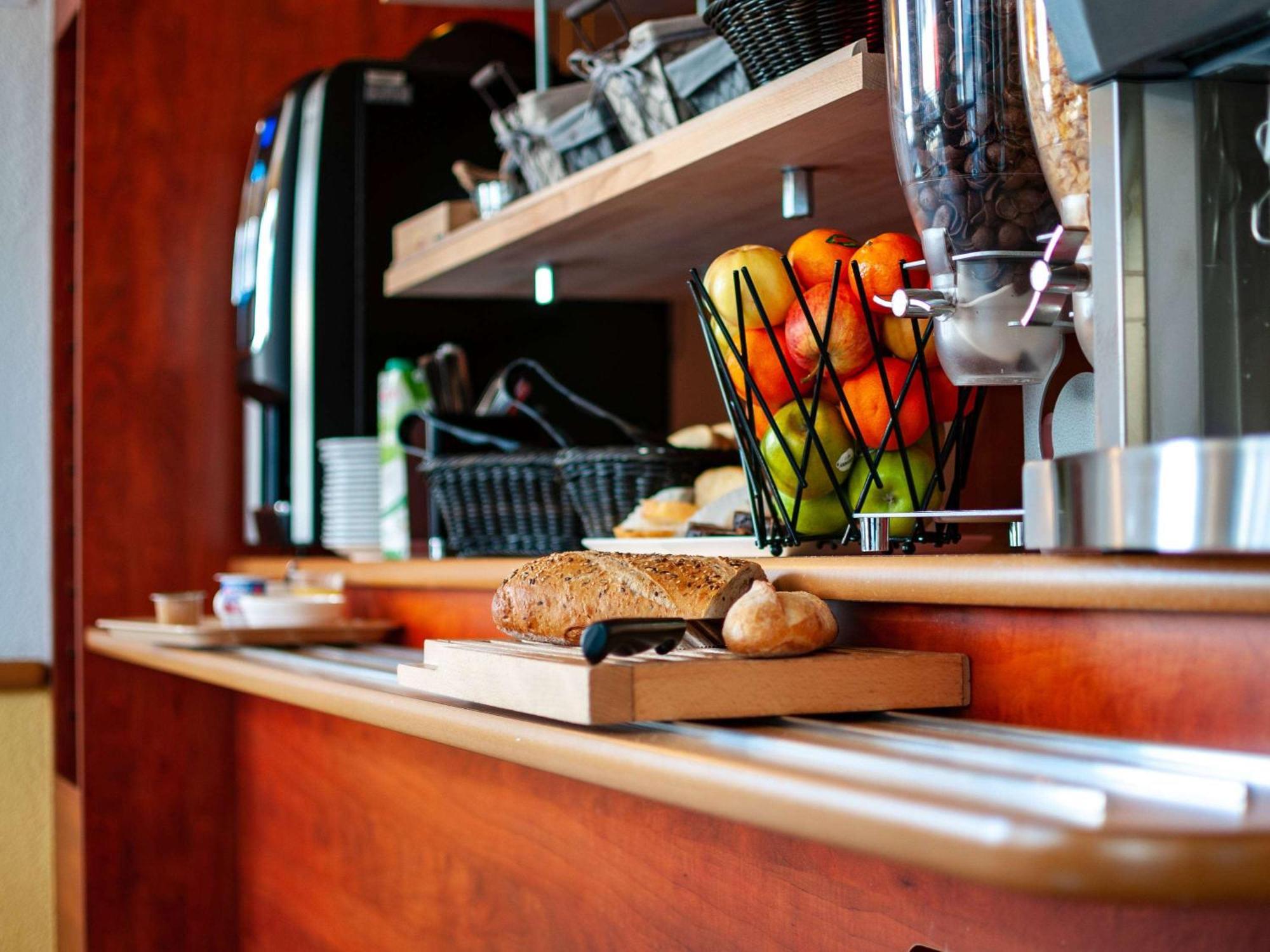 Ibis Budget Saint-Brieuc Yffiniac Esterno foto